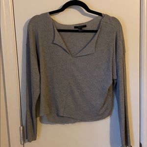 Long sleeve crop top size medium